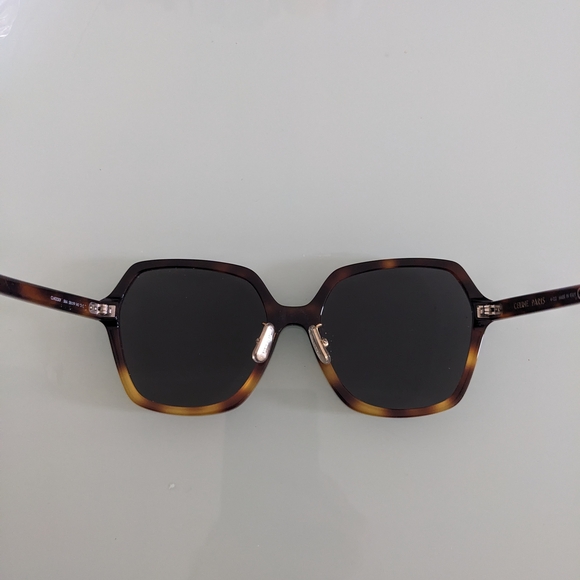 Celine Tortoise Shell Sunglasses - Picture 2 of 9